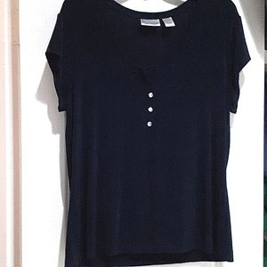 Chico's Traveler black short sleeve blouse